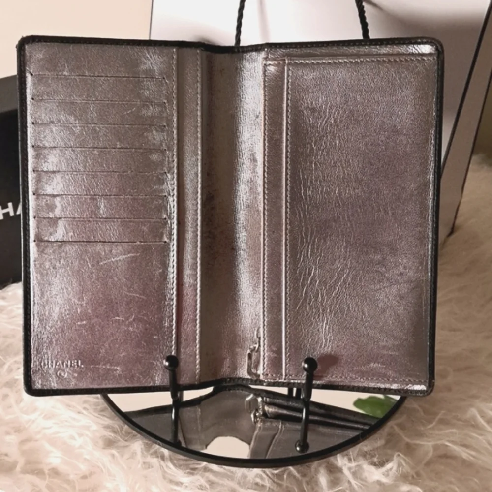 Chanel Mademoiselle Wallet in Good Condition